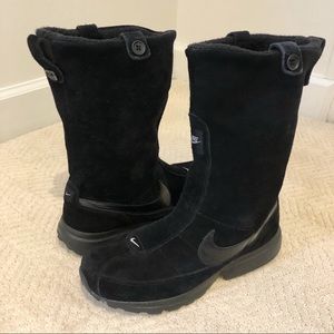 Nike Black Suede Winter Boots